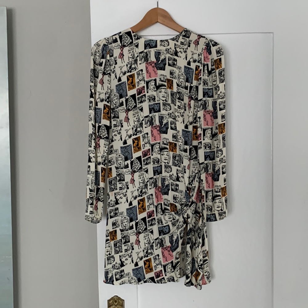 Super Cute Retro Inspired Reformation Dress with side slit.